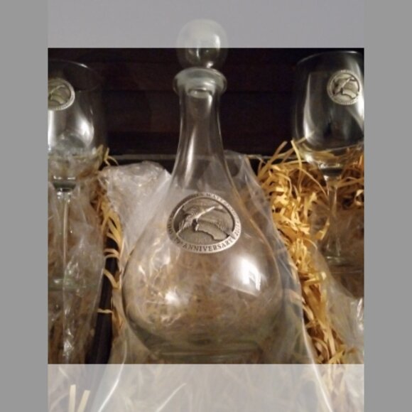 2015 Anniversary Edition Beautiful Wine Set - Picture 6 of 11